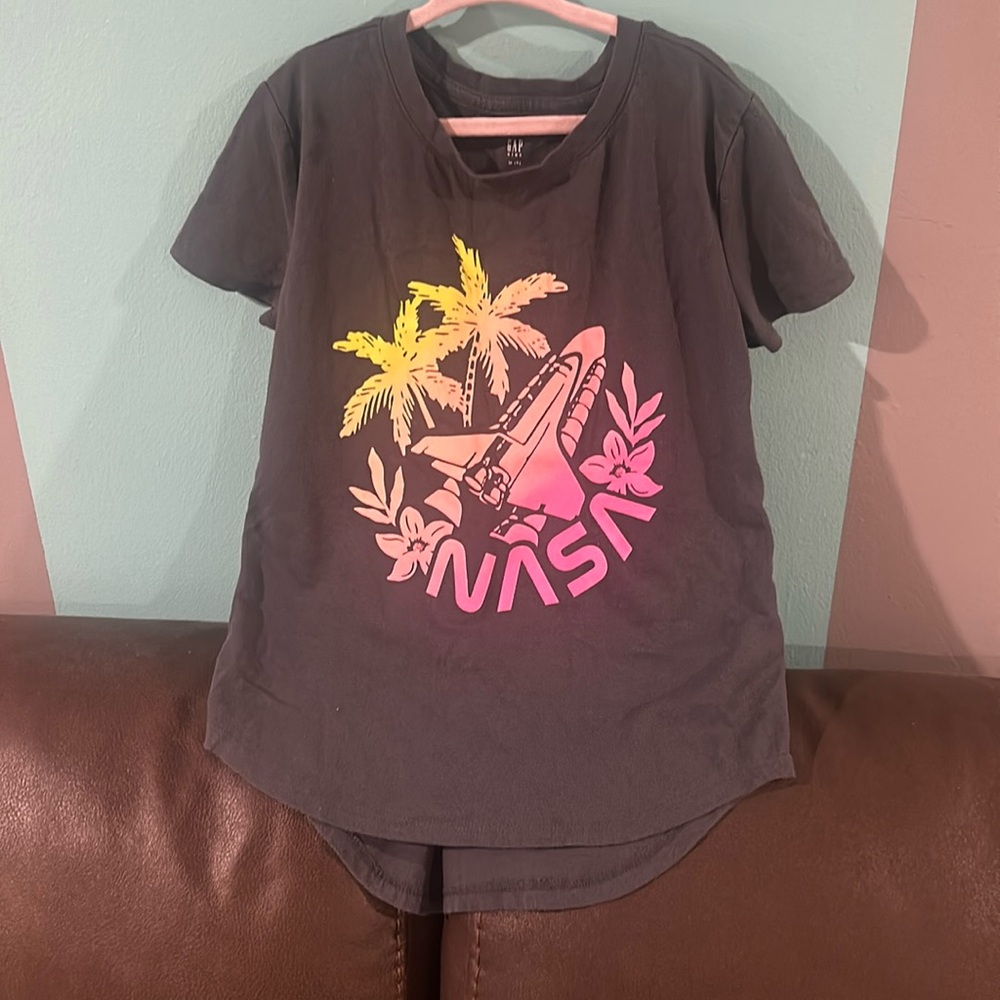 Girls gap shirt size 8